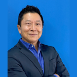 O olhar cansado pode mudar completamente com a cirurgia das pálpebras, como explica Milton Seigi Hayashi.