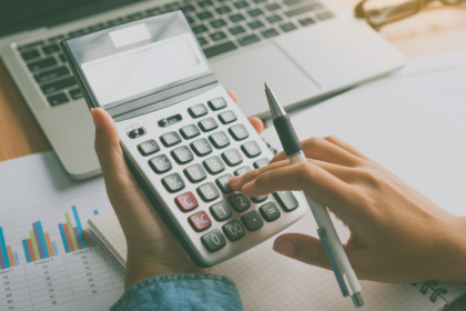 No cenário de modelo de negócios em transformação, Victor Boris Santos Maciel analisa como a reforma exige revisão estratégica de preços, contratos e operações para manter a competitividade.